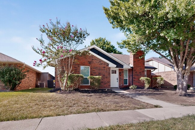 Photo - 1748 St James Dr