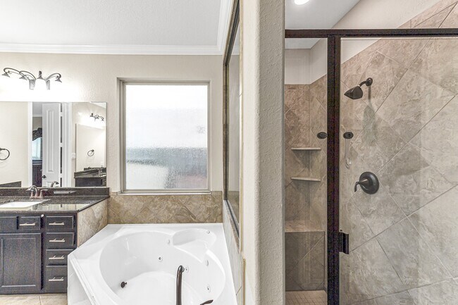 Photo - 20115 Neals Rose Ln