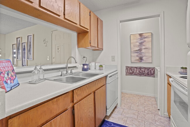 Newport Amarillo Apts