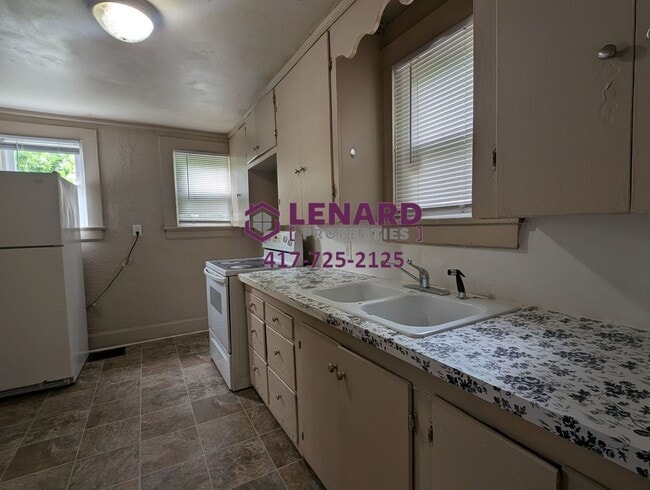 Photo - Cozy 2 Bedroom Home!