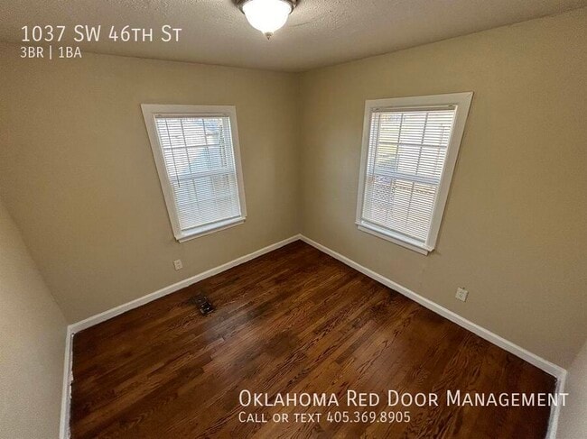 Photo - 1037 SW 46th St