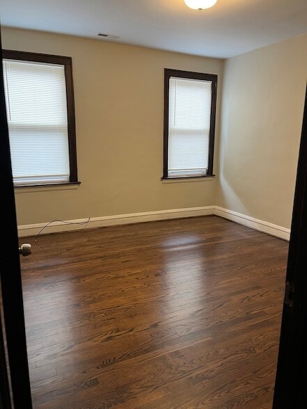 6615 S Sacramento Ave Unit 2N