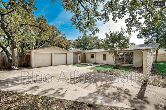 Building Photo - 1520 Sunnybrook Dr Rental