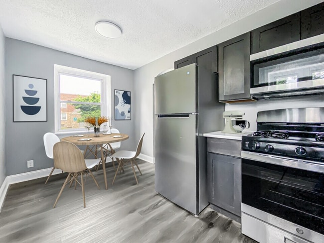 Photo - 430 Manheim St Unidad B202