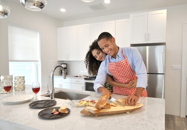 Photo - Gateway Plaza