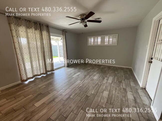 Photo - 6919 E Moreland St