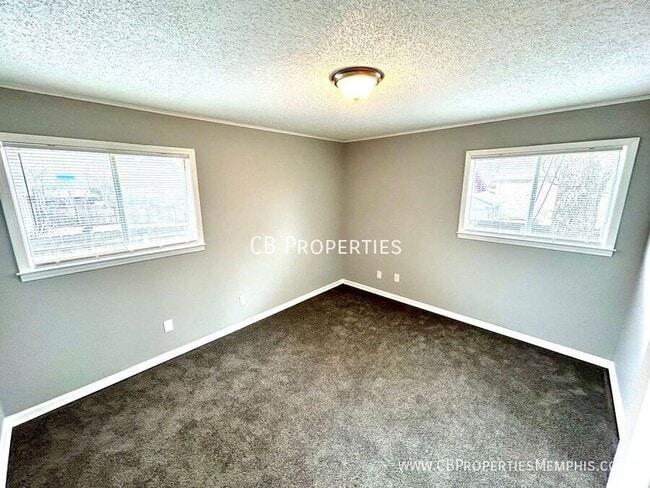 Photo - 5315 Yale Rd