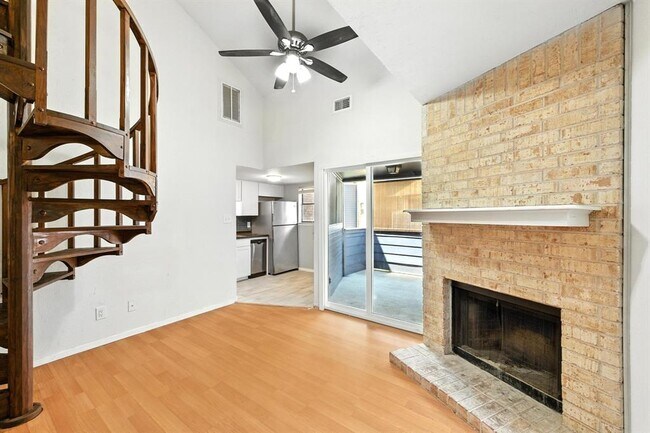 Photo - 2500 Burleson Rd Unit 311