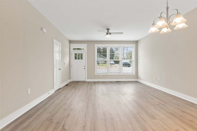 Photo - MUST SEE !! 2 Bedroom/2 Bath end unit avai... Unit 2305 Hill St