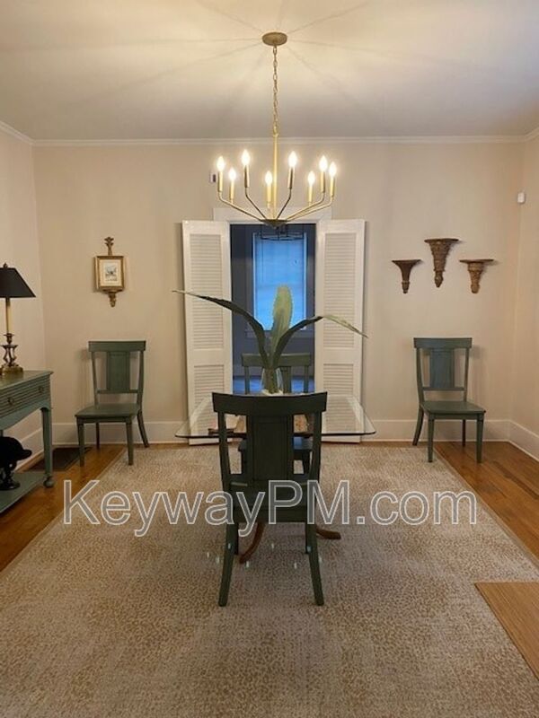 Photo - 1827 McDowell St