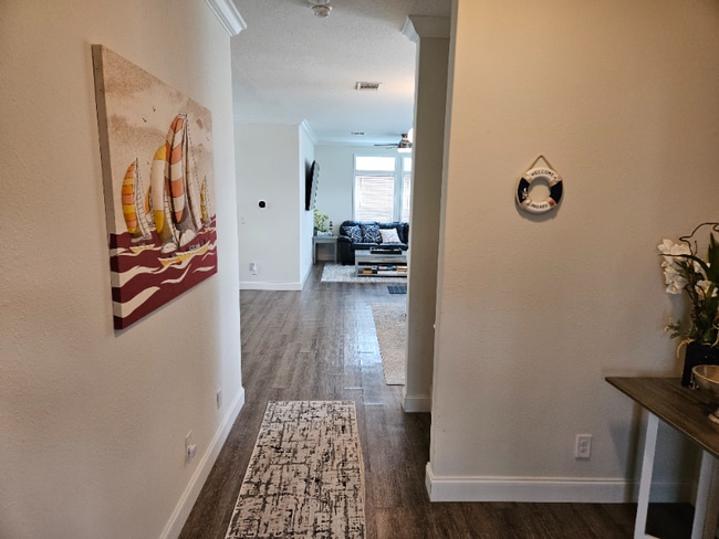 Photo - 195 Cabeza St