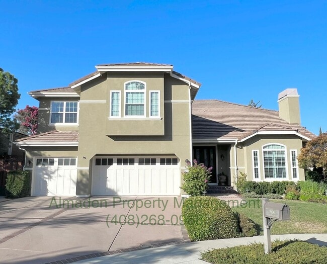 Building Photo - Must See Spacious Newer Home! Pets Negotiable! Central A/C! Award Winning Schools!!