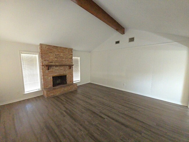 Photo - 3810 R V Mayfield Dr