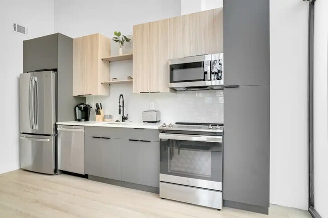 Photo - 1203 Wharton St