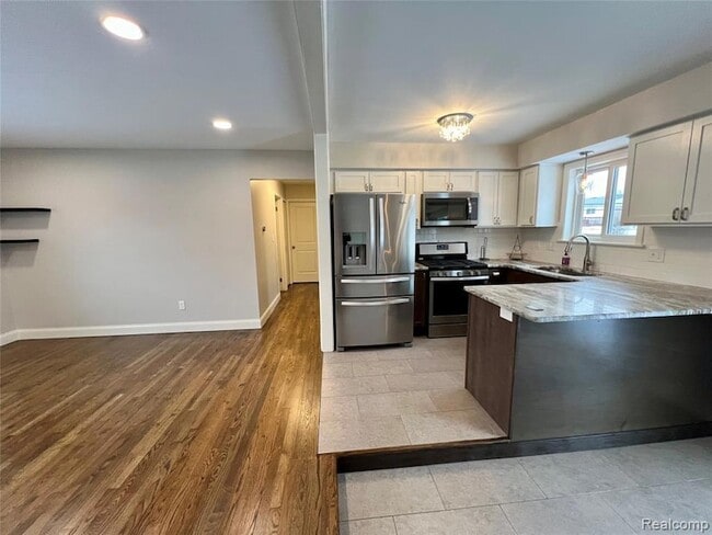 Photo - 9768 Lincoln Ct