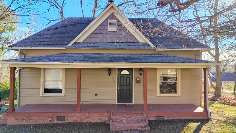 Photo - 610 W Rogers Ave