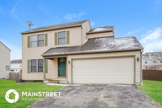 Photo - 2672 Fernwood Ave