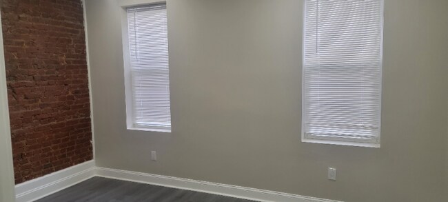 Photo - 258 Apsley St Unit 2nd Floor