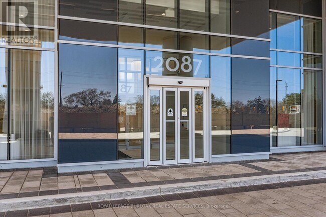 Photo - 2087 Fairview St Unité 2309