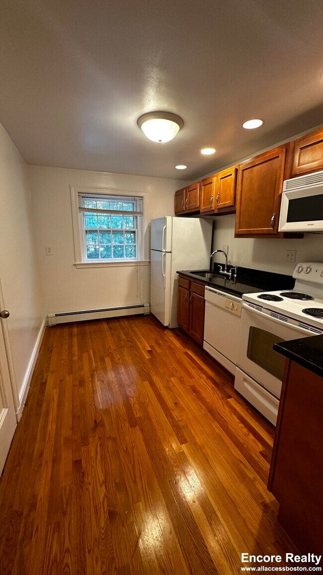 Photo - 67 Wyman St Unidad 9