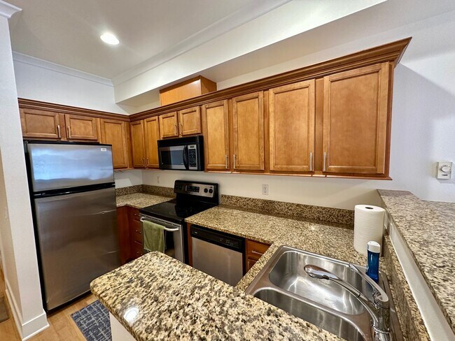 Photo - 1015 Railroad Ave Unit 303
