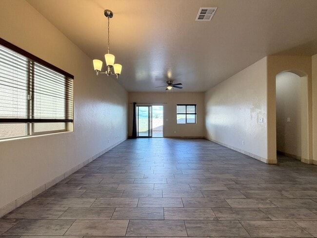 Photo - 2BR/2BA/2GA, 1409 sq.ft. rental in Sierra Vista, AZ