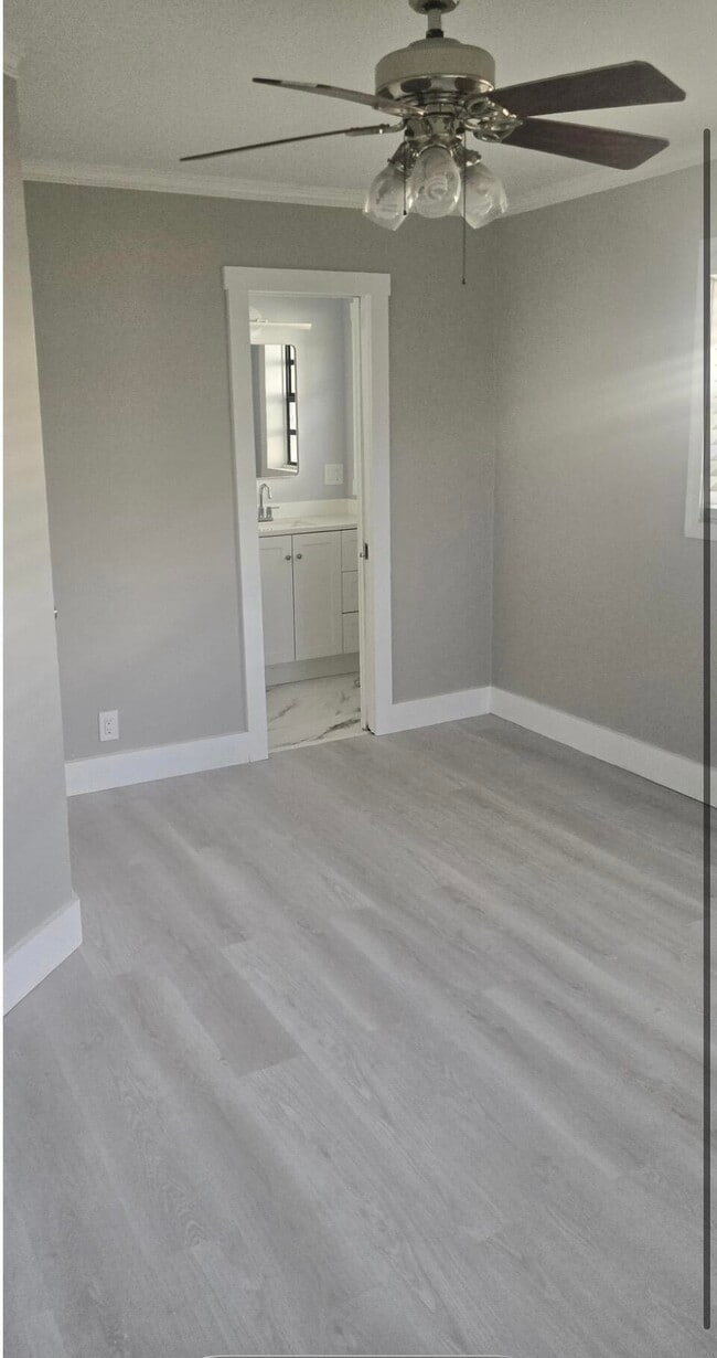 Photo - 1520 N 25th Ave Unit 1