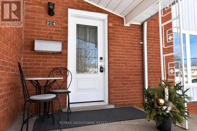 Photo - 314 Bevan Dr
