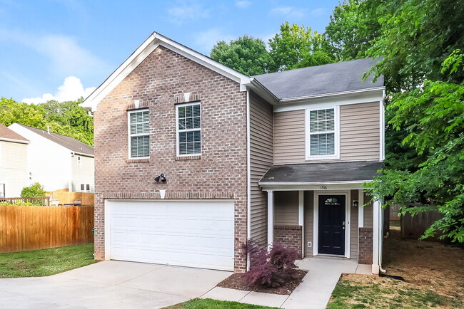Photo - 1316 Waterlily Lane
