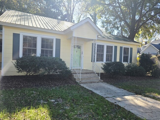 Building Photo - 205 E North St