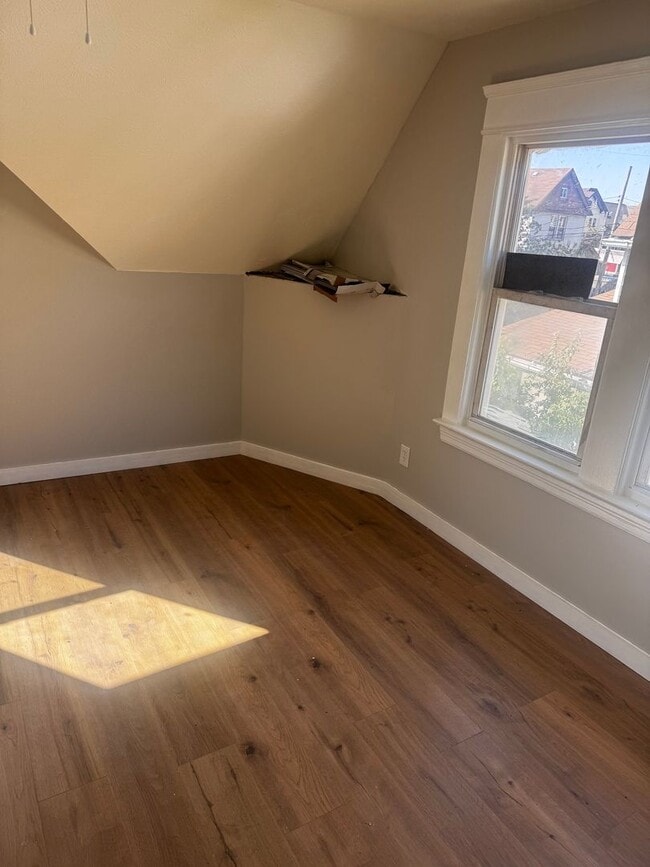 Photo - 3811 E 50th St