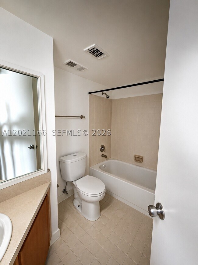 Photo - 2550 SW 18th Terrace Unit 1706