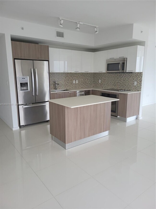 Photo - 5300 Paseo Blvd Unit 1811