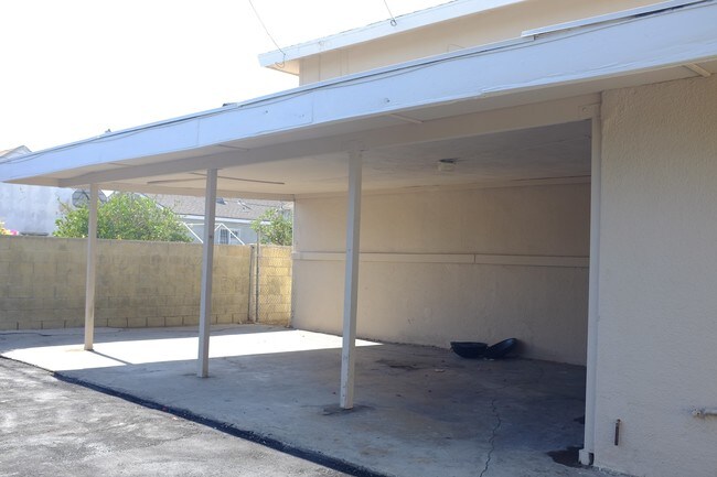 Photo - The Encore Apartments