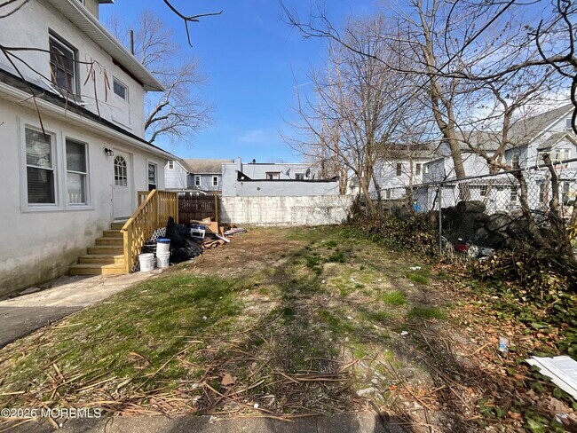 Photo - 1015 Mattison Ave