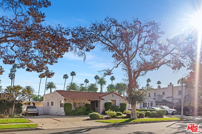 Photo - 312 S Maple Dr