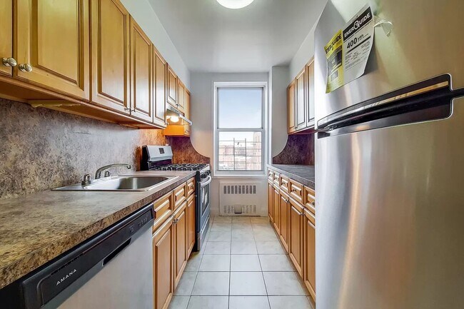 Photo - 1230 Avenue Y Unit E18