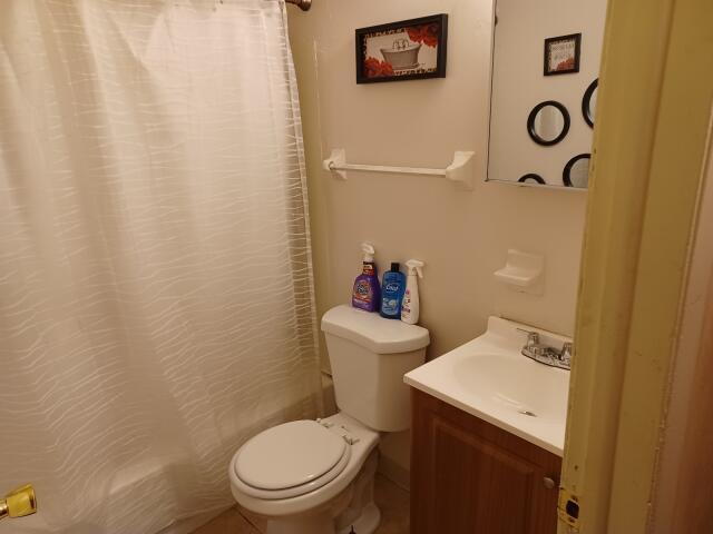 Photo - 2412 Sherrington St