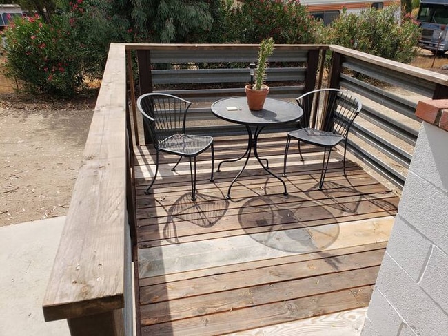Photo - 37711 E Benton Rd Unidad Master Bedroom and shared kitchen