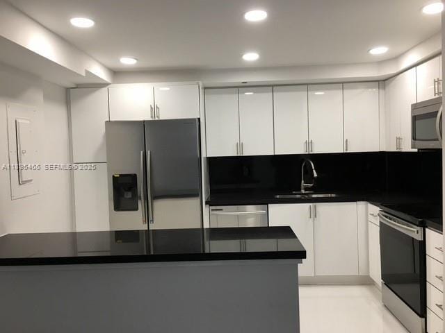 Building Photo - 2000 Towerside Terrace Unit 1209