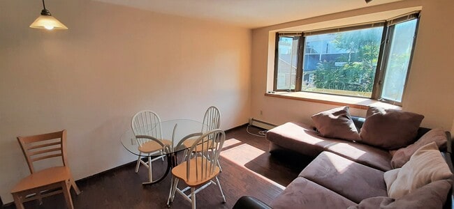 211 Linden Ave