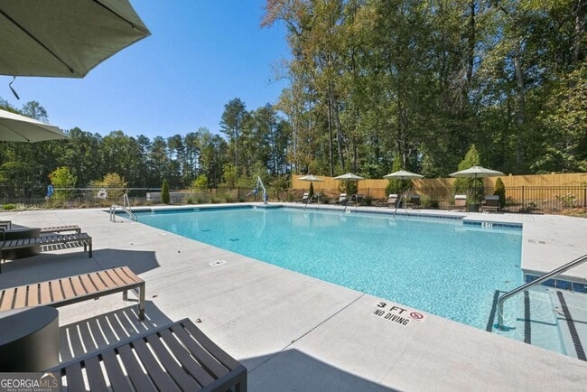 4021 Denton Dr