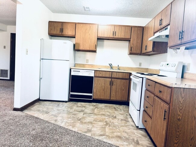 Photo - Roomy 2 Bdrm Apartment