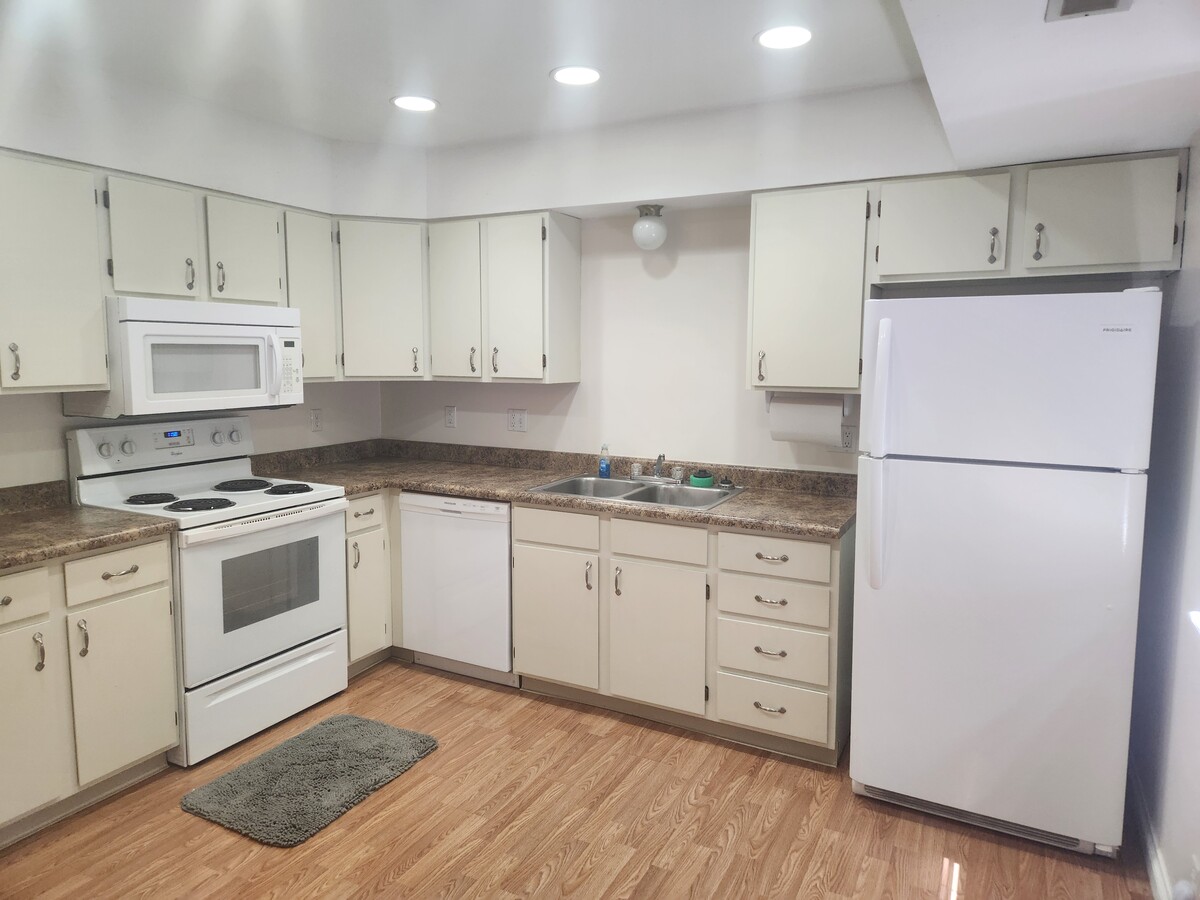 Photo - 743 Sioux Dr Unit 743 sioux drive