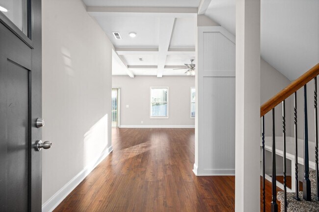 Photo - Pet Friendly Three Bedroom!