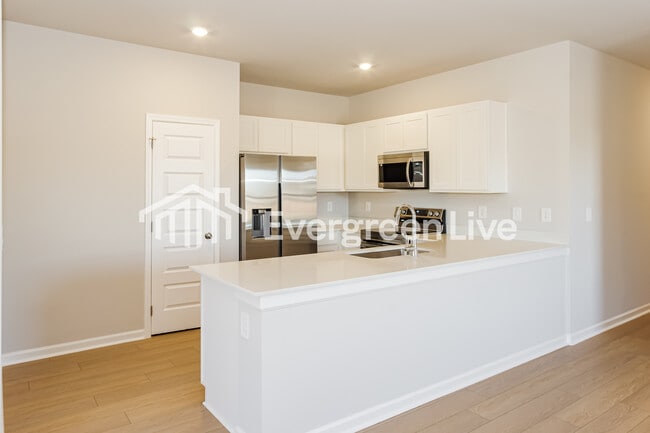 Photo - 17727 Denham Cir