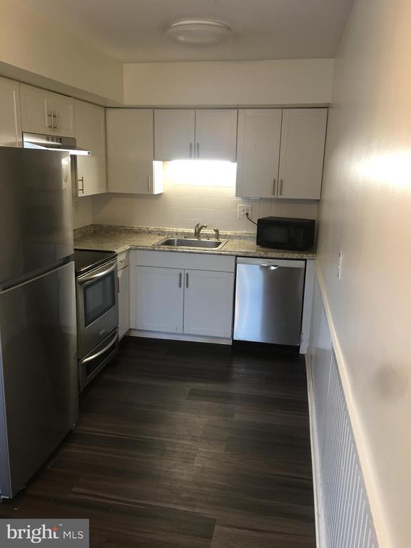 Photo - 13 Reliance Ct