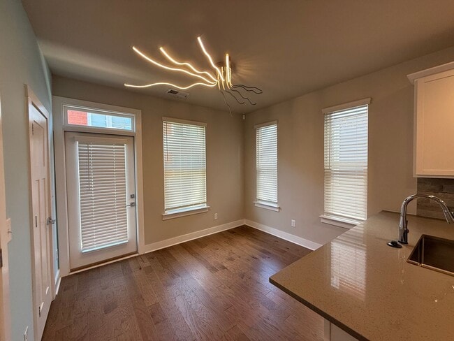 Photo - 2118 Bryant Park Dr