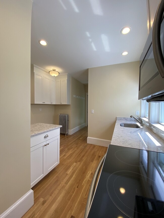 Photo - 303 Tappan St