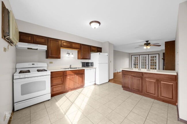 Photo - 2300 Glen Pointe Dr Unidad F